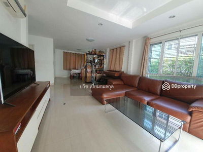 Chuan Chuen Chaengwattana, Nonthaburi, Thailand Chuan Chuen Chaengwattana, Nonthaburi, Thailand