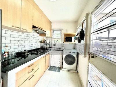 Chuan Chuen Chaengwattana, Nonthaburi, Thailand Chuan Chuen Chaengwattana, Nonthaburi, Thailand