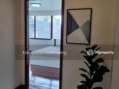 Acadamia Grand Tower, Bangkok, Thailand Acadamia Grand Tower, Bangkok, Thailand