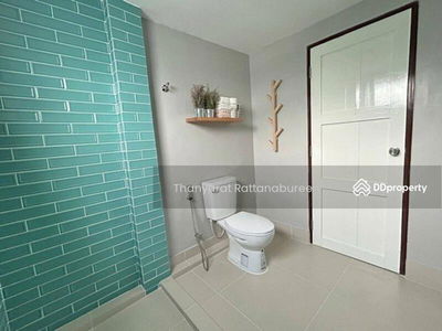 Single house near BTS Bangchak, Bangkok, Thailand Single house near BTS Bangchak, Bangkok, Thailand