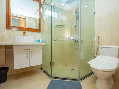 Linh Lang Street, Vietnam Linh Lang Street, Vietnam