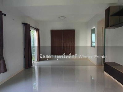 Alojamiento en Sam Phran, Thailand Alojamiento en Sam Phran, Thailand