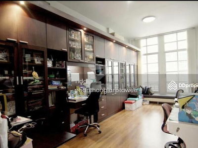 Baan Klang Mueang The Paris Ratchavipha, Bangkok, Thailand Baan Klang Mueang The Paris Ratchavipha, Bangkok, Thailand