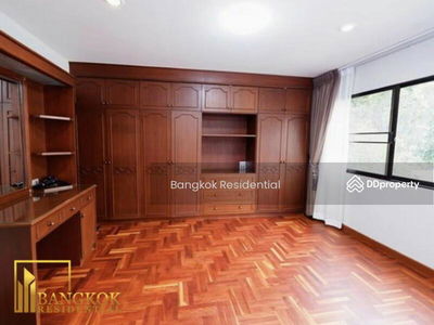 4 Bedroom Townhouse in Sukhumvit 38, Thonglor, Bangkok, Thailand 4 Bedroom Townhouse in Sukhumvit 38, Thonglor, Bangkok, Thailand