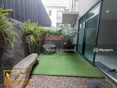 Townhouse in Compound, Bangkok, Thailand Townhouse in Compound, Bangkok, Thailand