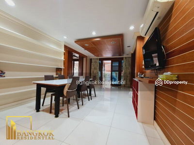 Townhouse in Compound, Bangkok, Thailand Townhouse in Compound, Bangkok, Thailand