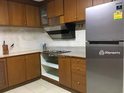 Richmond Palace, Bangkok, Thailand Richmond Palace, Bangkok, Thailand