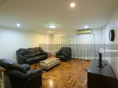 Townhome for rent, Sukhumvit 77 On Nut, Bangkok, Thailand Townhome for rent, Sukhumvit 77 On Nut, Bangkok, Thailand