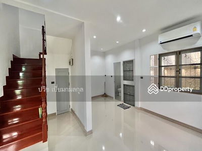 For rent Ratirom 4, Nonthaburi, Thailand For rent Ratirom 4, Nonthaburi, Thailand