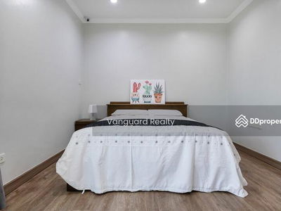 Fifty Fifth Tower, Bangkok, Thailand Fifty Fifth Tower, Bangkok, Thailand