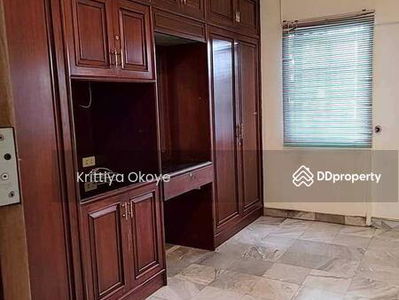 10310, Bangkok, Thailand 10310, Bangkok, Thailand