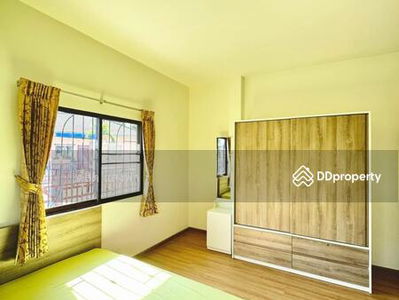 Single house for rent, lots of space Sriracha Tower Village, Nine Kilo, Sriracha, Chon Buri, Thailand Single house for rent, lots of space Sriracha Tower Village, Nine Kilo, Sriracha, Chon Buri, Thailand
