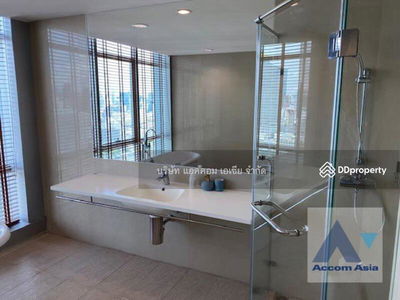 Baan Sathorn Chaopraya, Bangkok, Thailand Baan Sathorn Chaopraya, Bangkok, Thailand