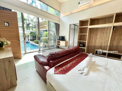 Housing in Ban Ratsada, Thailand Housing in Ban Ratsada, Thailand