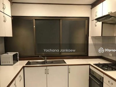 Asoke Towers, Bangkok, Thailand Asoke Towers, Bangkok, Thailand