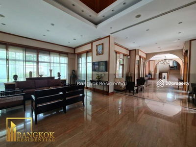 House in Compound, Bangkok, Thailand House in Compound, Bangkok, Thailand