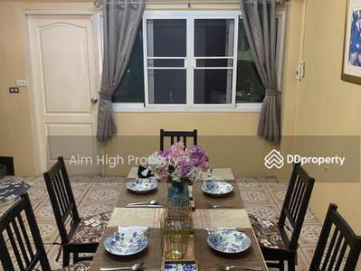 Baan Royal Nakarin Villa, Bangkok, Thailand Baan Royal Nakarin Villa, Bangkok, Thailand