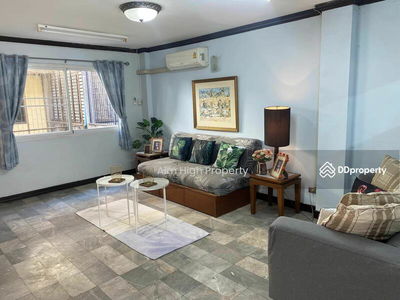 Baan Royal Nakarin Villa, Bangkok, Thailand Baan Royal Nakarin Villa, Bangkok, Thailand