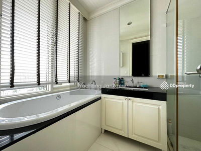 Royce Private Residences, Bangkok, Thailand Royce Private Residences, Bangkok, Thailand