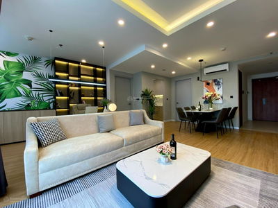 Golden Land, Vietnam Golden Land, Vietnam