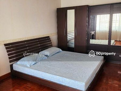 Baan Prachaniwet condominium, Bangkok, Thailand Baan Prachaniwet condominium, Bangkok, Thailand