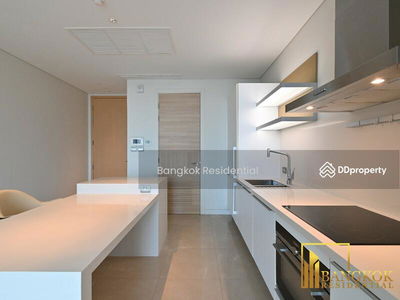 Sindhorn Residence, Bangkok, Thailand Sindhorn Residence, Bangkok, Thailand