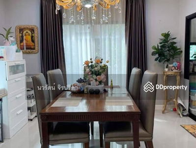 Burasiri Village, Pathum Thani, Thailand Burasiri Village, Pathum Thani, Thailand