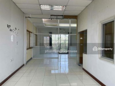 Baan Klang Muang Ratchada-Ladprao, Bangkok, Thailand Baan Klang Muang Ratchada-Ladprao, Bangkok, Thailand