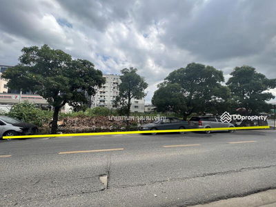 Rent land next to the road Technician Akat Uthit Don Mueang, Bangkok, Thailand Rent land next to the road Technician Akat Uthit Don Mueang, Bangkok, Thailand