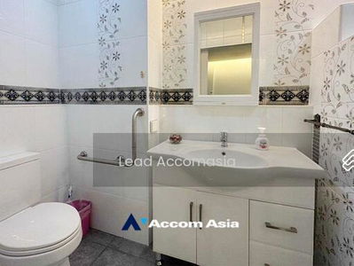 Home Office | 4 Bedrooms Townhouse for Rent in Sukhumvit, Bangkok near BTS Ekkamai (AA33995), Bangkok, Thailand Home Office | 4 Bedrooms Townhouse for Rent in Sukhumvit, Bangkok near BTS Ekkamai (AA33995), Bangkok, Thailand