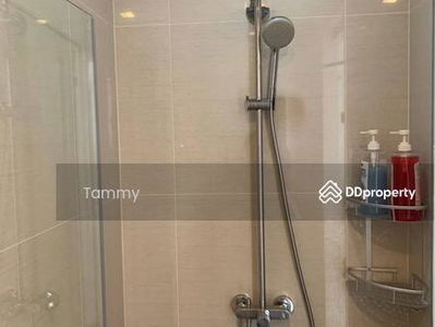 Park Origin Phrom Phong, Bangkok, Thailand Park Origin Phrom Phong, Bangkok, Thailand