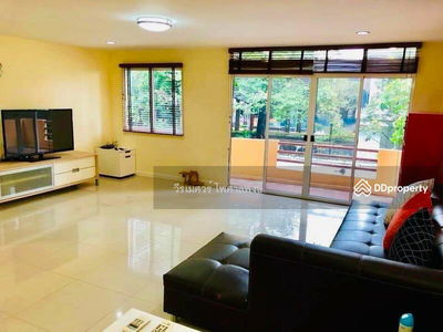 For rent, 4-story single house, Sukhumvit 31, near BTS Phrom Phong, Emporium, area 40 sq m, 4 bedrooms, 5 bathrooms, Bangkok, Thailand For rent, 4-story single house, Sukhumvit 31, near BTS Phrom Phong, Emporium, area 40 sq m, 4 bedrooms, 5 bathrooms, Bangkok, Thailand