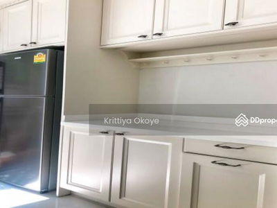 10110, Bangkok, Thailand 10110, Bangkok, Thailand