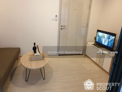 Life Sukhumvit 48, Bangkok, Thailand Life Sukhumvit 48, Bangkok, Thailand