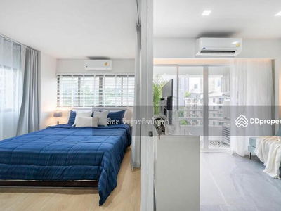 Thonglor Tower, Bangkok, Thailand Thonglor Tower, Bangkok, Thailand