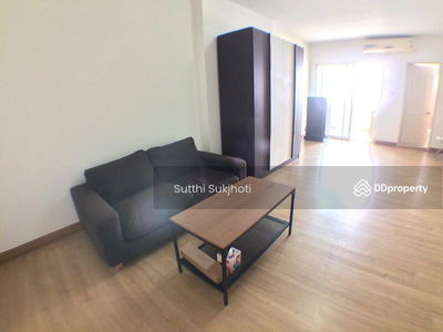 Supalai Park Srinakarin, Bangkok, Thailand Supalai Park Srinakarin, Bangkok, Thailand