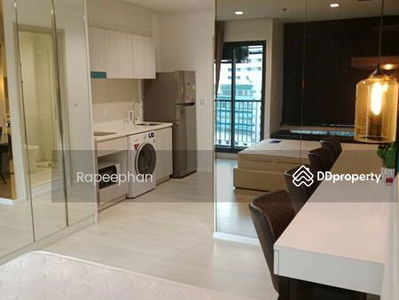 Life One Wireless, Bangkok, Thailand Life One Wireless, Bangkok, Thailand