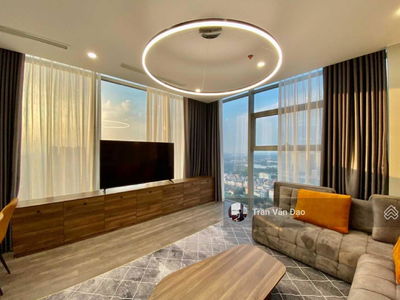 The Nine, Vietnam The Nine, Vietnam