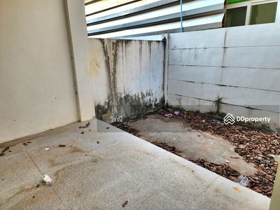 Chao, one-story townhouse, Hua Thale, Nakhon Ratchasima, Thailand Chao, one-story townhouse, Hua Thale, Nakhon Ratchasima, Thailand