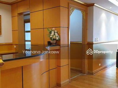 Nusa State Tower, Bangkok, Thailand Nusa State Tower, Bangkok, Thailand