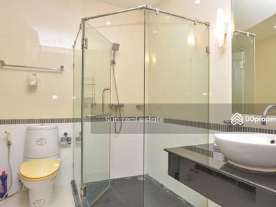 Baan Klang Krung Siam-Pathumwan, Bangkok, Thailand Baan Klang Krung Siam-Pathumwan, Bangkok, Thailand