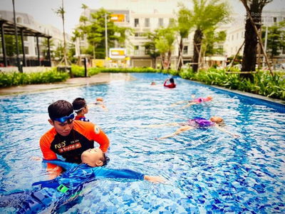 Charm City, Vietnam Charm City, Vietnam