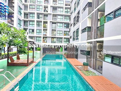 Metro SKY Ratchada, Bangkok, Thailand Metro SKY Ratchada, Bangkok, Thailand