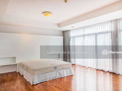 Sukhumvit 24 Home, Bangkok, Thailand Sukhumvit 24 Home, Bangkok, Thailand