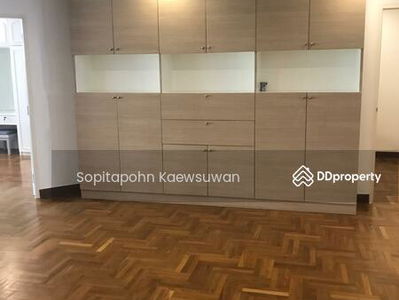 Sukhumvit 24 Home, Bangkok, Thailand Sukhumvit 24 Home, Bangkok, Thailand