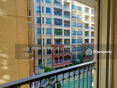 The Seed Terre Ratchayothin, Bangkok, Thailand The Seed Terre Ratchayothin, Bangkok, Thailand