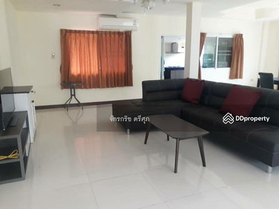 Raja City lakeside and garden home, Khon Kaen, Thailand Raja City lakeside and garden home, Khon Kaen, Thailand