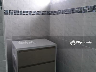 Raja City lakeside and garden home, Khon Kaen, Thailand Raja City lakeside and garden home, Khon Kaen, Thailand