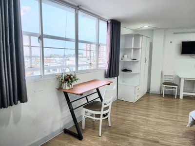 Bach Dang Street, Vietnam Bach Dang Street, Vietnam