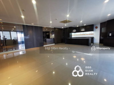 Royal River Place, Bangkok, Thailand Royal River Place, Bangkok, Thailand